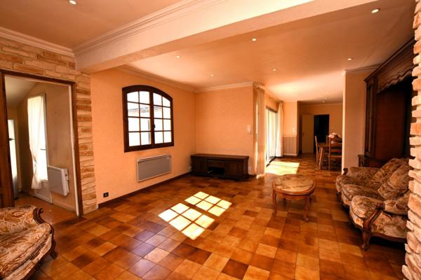 Maison plain-pied, 3 chambres, jardin, garage