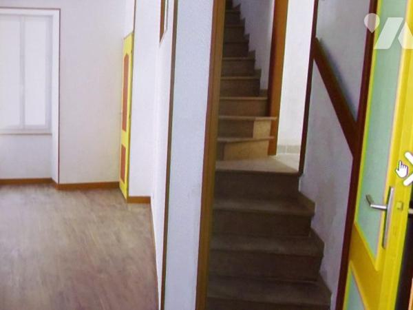 MAISON RENOVEE TROIS CHAMBRES