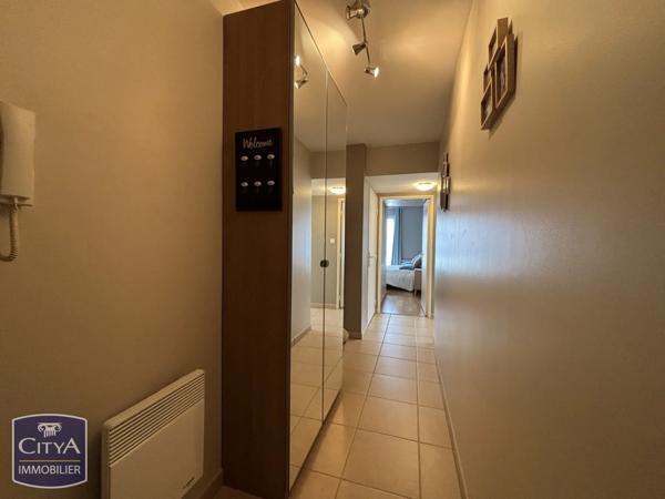 Appartement à vendre 2 pièces 53m² Saint-Cyr-sur-Loire (37540)