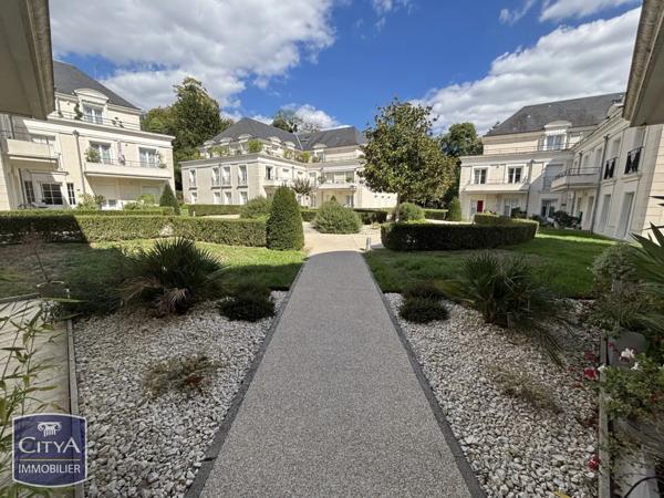 Appartement à vendre 2 pièces 53m² Saint-Cyr-sur-Loire (37540)
