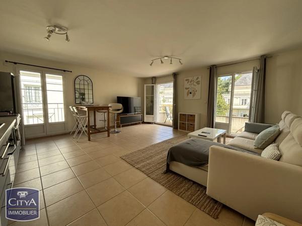 Appartement à vendre 2 pièces 53m² Saint-Cyr-sur-Loire (37540)