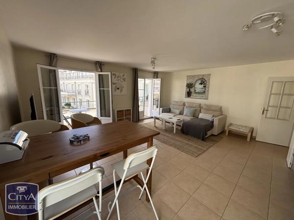 Appartement à vendre 2 pièces 53m² Saint-Cyr-sur-Loire (37540)