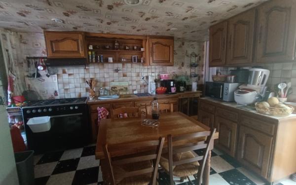 Maison à vendre    4 pièces •  Montreuil-aux-Lions