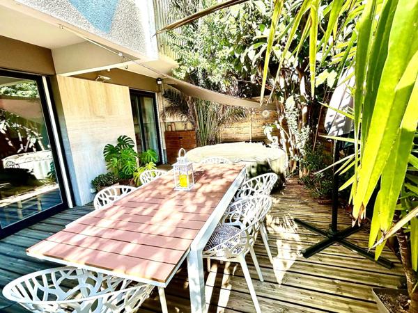 Marseille 8ème, Saint Anne, T4 Traversant de 90m2 + Jardin-terrasse de 40m2+ Atelier + Cave