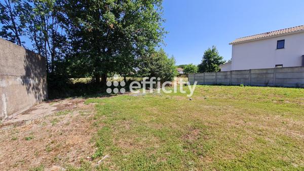 Terrain - 825 m² Exclusivité efficity
