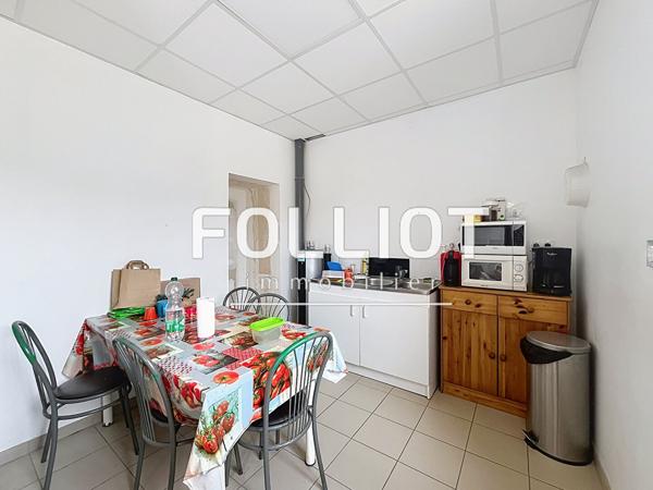 A louer : Local commercial à Fougères - Réf.576CV