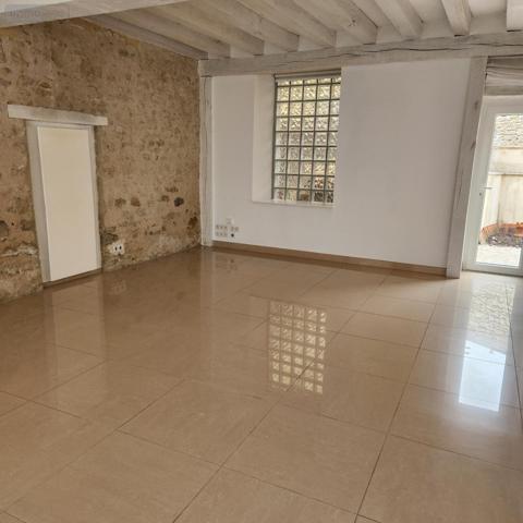 Maison à vendre à La-Ferté-Bernard dans la Sarthe (72400), ref : 72085-2241