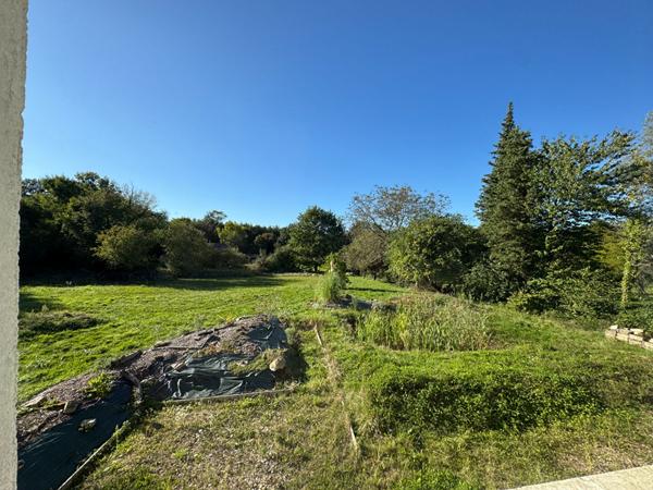 Maison - 8 pièces - 144 m²