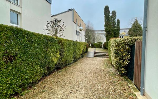 Appartement à vendre    4 pièces • 97 m2 Les Ulis