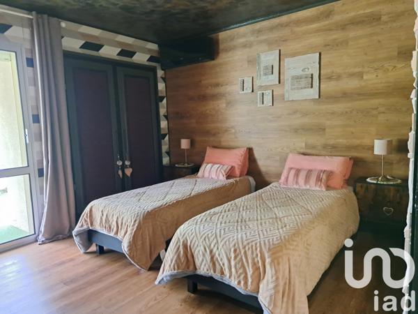 Maison à vendre 8 pièces 213 m² Lachapelle-Auzac