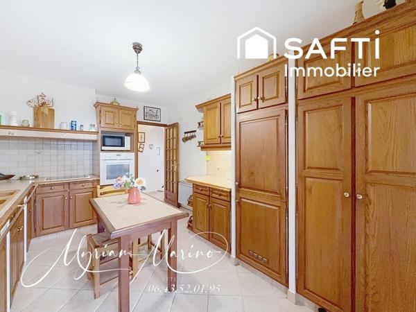 VILLA 6 PIÈCES VUE MER - TERRASSE - DOUBLE GARAGE - SAINT AYGULF (83370)