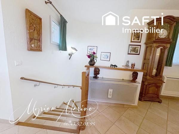 VILLA 6 PIÈCES VUE MER - TERRASSE - DOUBLE GARAGE - SAINT AYGULF (83370)