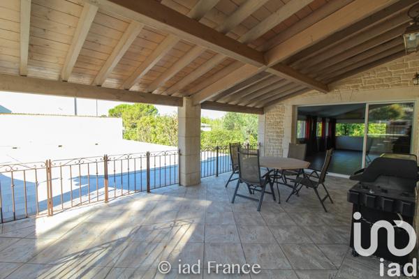Maison à vendre 9 pièces 230 m² Alès