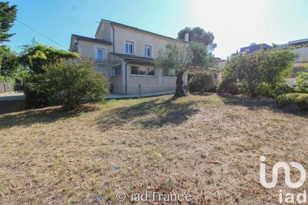 Maison à vendre 9 pièces 230 m² Alès