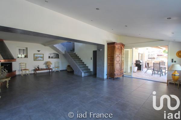 Maison à vendre 9 pièces 230 m² Alès