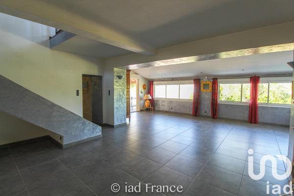 Maison à vendre 9 pièces 230 m² Alès