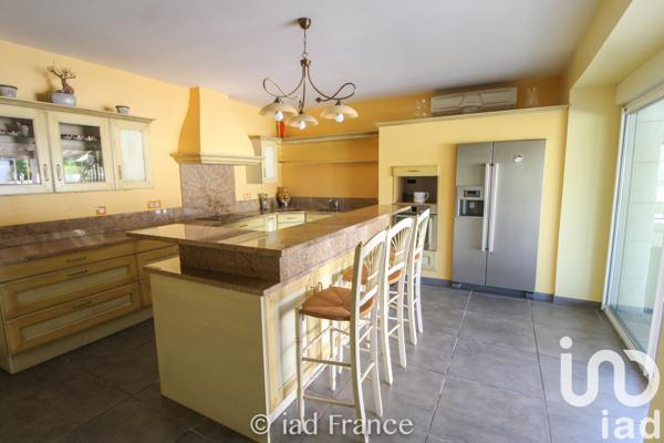 Maison à vendre 9 pièces 230 m² Alès