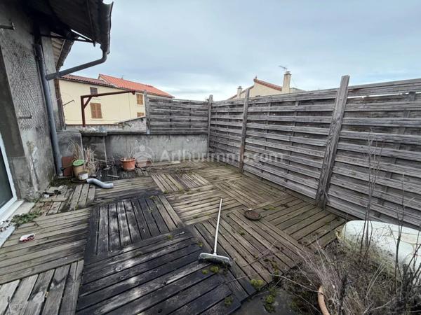 Vente Immeuble 15 pièces 190 m2 à Pont-du-Château