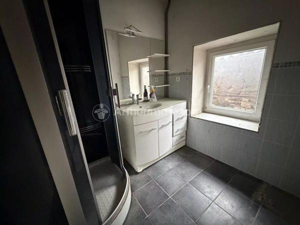 Vente Immeuble 15 pièces 190 m2 à Pont-du-Château