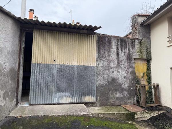 Vente Immeuble 15 pièces 190 m2 à Pont-du-Château