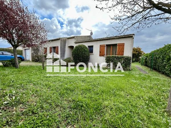 Location Maison 5 pièces 133.33 m² - RUE CHARLES GAUGET Villesequelande 11170