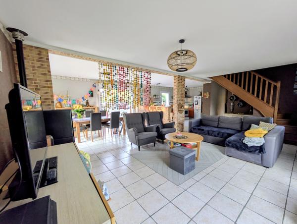 44410 - MAISON AVEC VIE DE PLAIN PIED - 4 CHAMBRES - PISCINE  CHAUFFEE