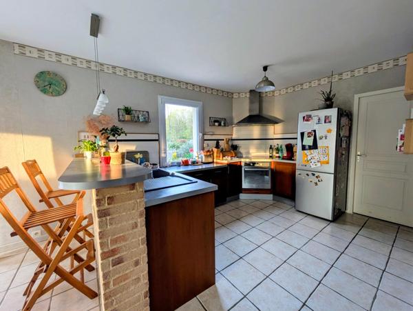 44410 - MAISON AVEC VIE DE PLAIN PIED - 4 CHAMBRES - PISCINE  CHAUFFEE