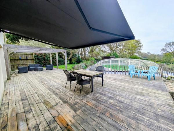 44410 - MAISON AVEC VIE DE PLAIN PIED - 4 CHAMBRES - PISCINE  CHAUFFEE