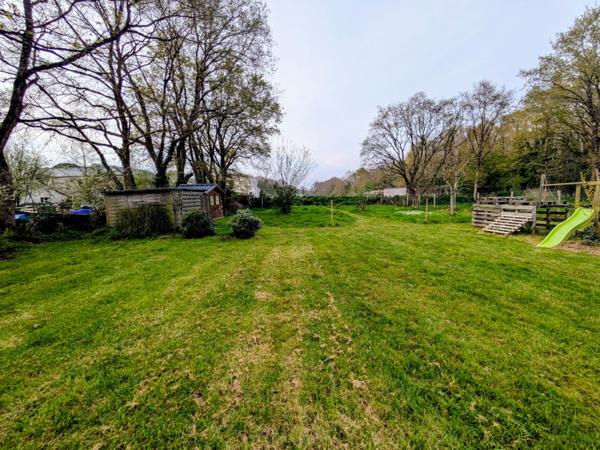 44410 - MAISON AVEC VIE DE PLAIN PIED - 4 CHAMBRES - PISCINE  CHAUFFEE