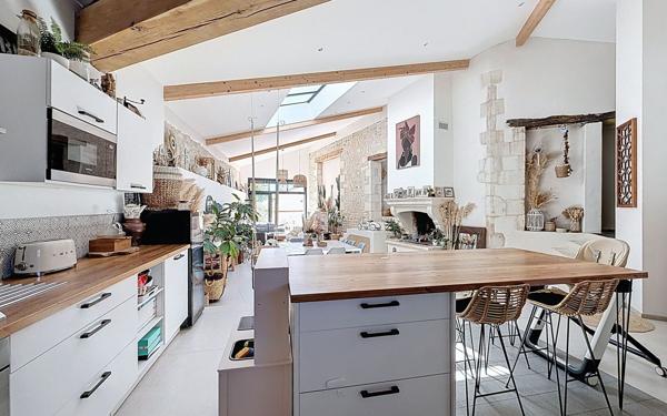 Maison à vendre    5 pièces •  Puilboreau