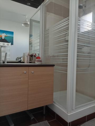 REIMS - Secteur Henry VASNIER appartement T2 meublé avec sta