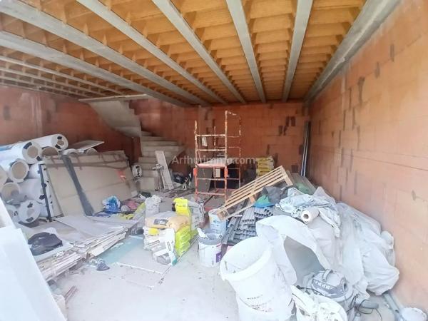 Vente                                                      Maison
                        
                                         165 m2                     à Valenton