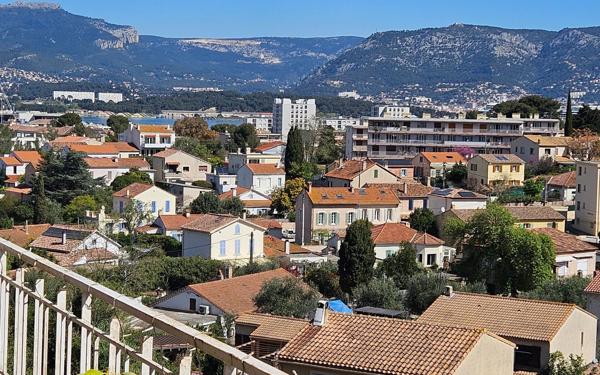 Appartement à vendre    3 pièces • 68 m2 La Seyne-sur-Mer