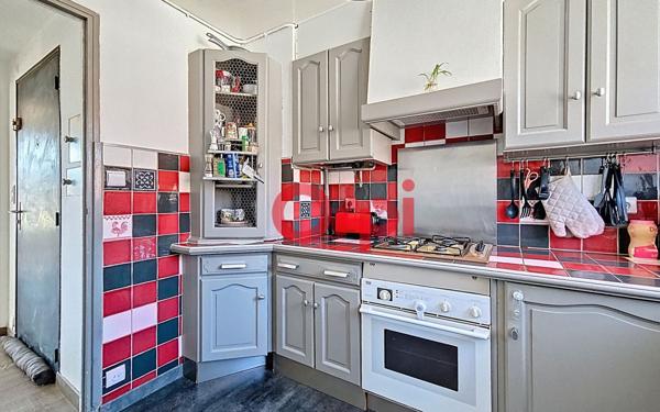 Appartement à vendre    3 pièces • 68 m2 La Seyne-sur-Mer