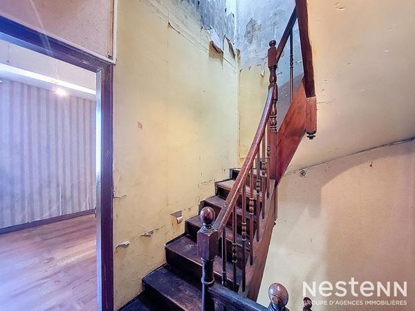 À vendre Maison de ville en pierre à rénover de 95 m² au centre de Condom