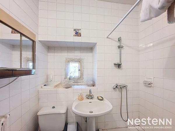 À vendre Maison de ville en pierre à rénover de 95 m² au centre de Condom