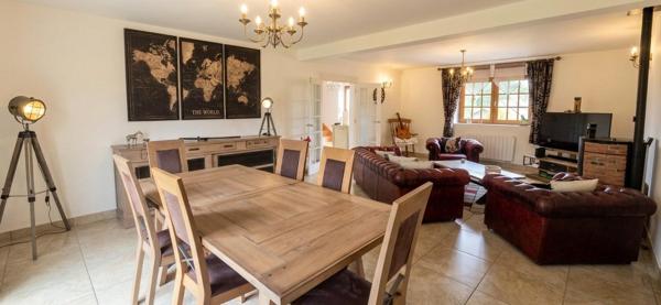 Maison à Pleine-Fougères, 35610 - 7 pièces 251m²