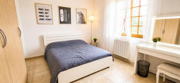Maison à Pleine-Fougères, 35610 - 7 pièces 251m²