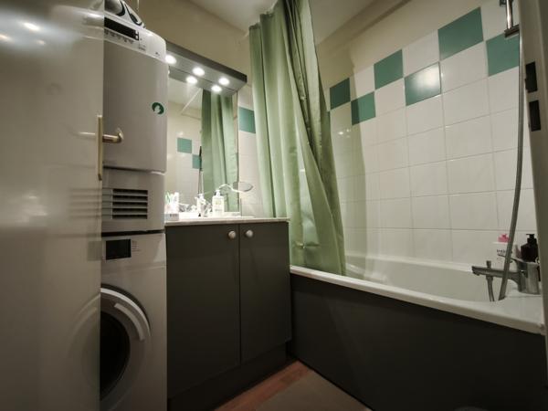 APPARTEMENT T3 AVEC PISCINE ET LOCATAIRE EN PLACE