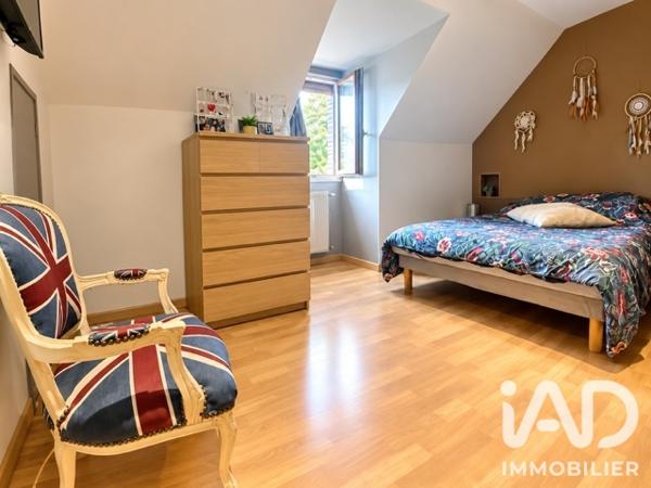 Maison à vendre 6 pièces 117 m² Combs-la-Ville