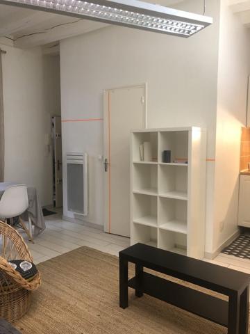 À vendre - Studio, 1 pièce situé à Tours (37000)