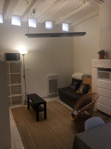 À vendre - Studio, 1 pièce situé à Tours (37000)