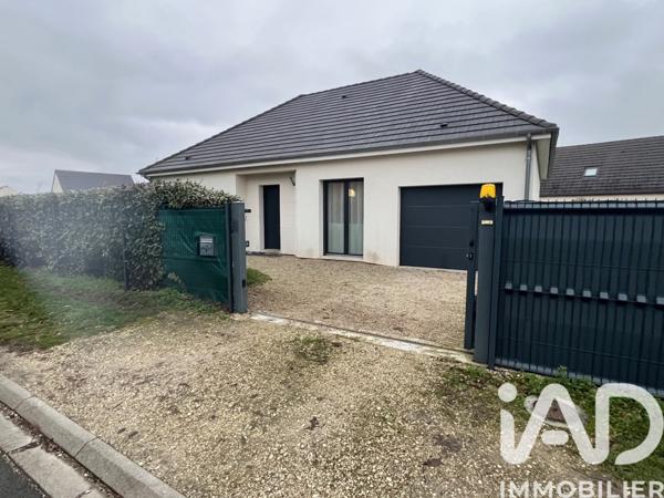 Location maison 4 pièces 90 m² Loury