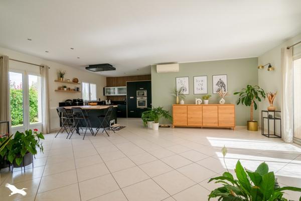 Maison à vendre |  Grenade |  6 pièces | 145 m²