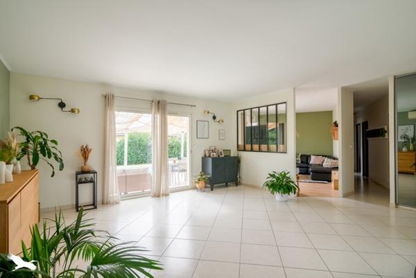 Maison à vendre |  Grenade |  6 pièces | 145 m²