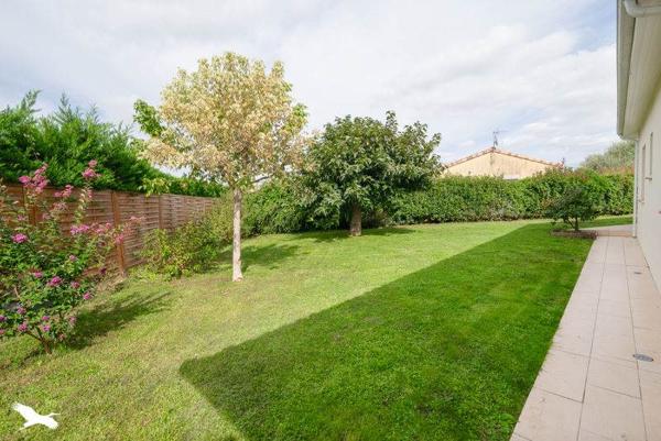 Maison à vendre |  Grenade |  6 pièces | 145 m²