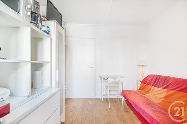 Appartement F1 à vendre  1 pièce - 10,28 m 2   PARIS  - 75010