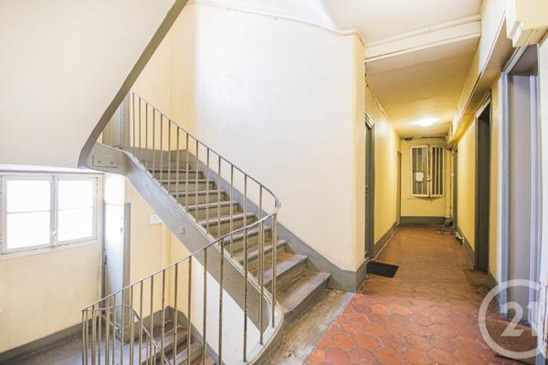 Appartement F1 à vendre  1 pièce - 10,28 m 2   PARIS  - 75010