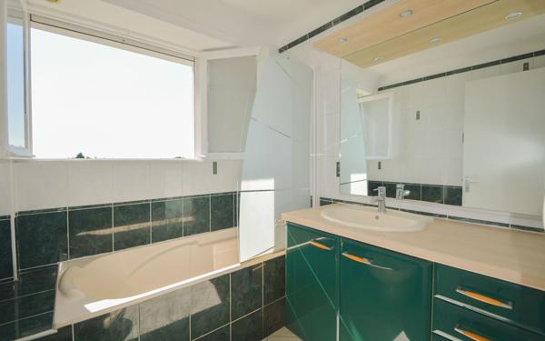 Appartement à louer    3 pièces • 57,73 m2 Billère