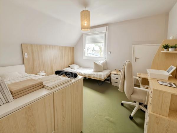 LE RELECQ-KERHUON - Maison 6 pièces en impasse